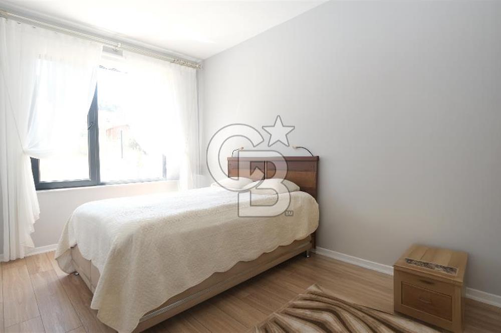 ÇAMLIDEREDE GÖL KIYISINDA 2 KATLI SATILIK VİLLA!