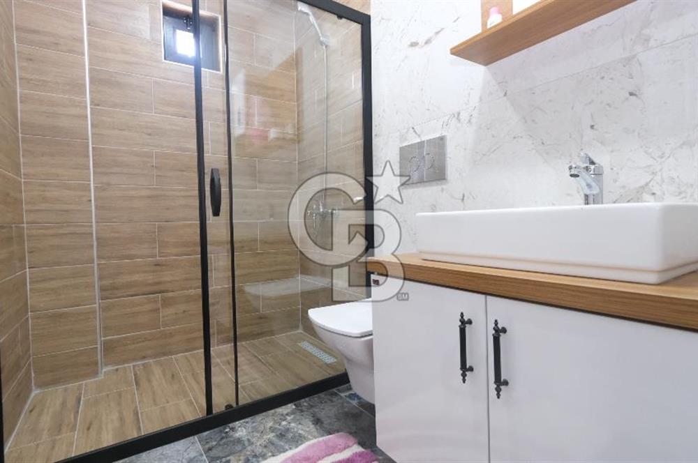 ÇAMLIDEREDE GÖL KIYISINDA 2 KATLI SATILIK VİLLA!