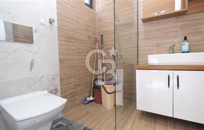 ÇAMLIDEREDE GÖL KIYISINDA 2 KATLI SATILIK VİLLA!