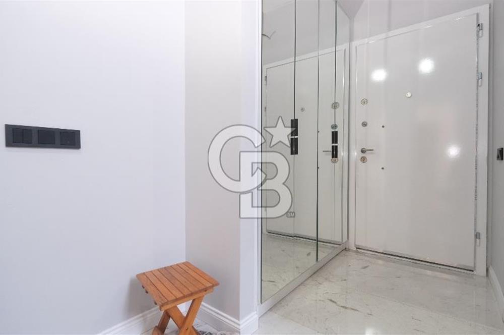 ÇAMLIDEREDE GÖL KIYISINDA 2 KATLI SATILIK VİLLA!