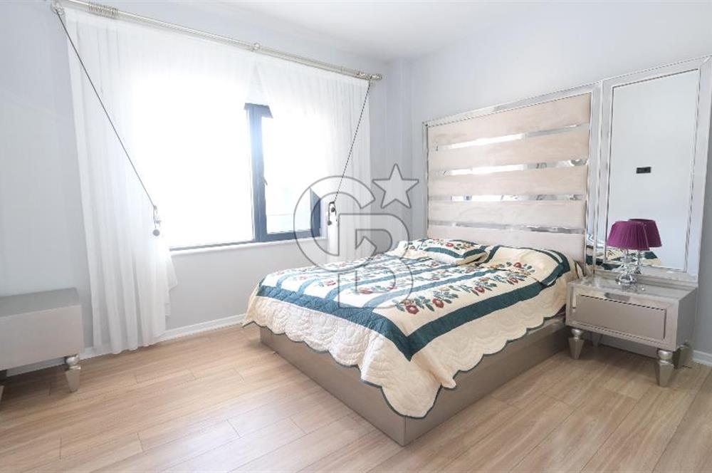 ÇAMLIDEREDE GÖL KIYISINDA 2 KATLI SATILIK VİLLA!