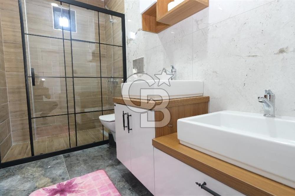 ÇAMLIDEREDE GÖL KIYISINDA 2 KATLI SATILIK VİLLA!