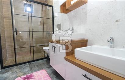 ÇAMLIDEREDE GÖL KIYISINDA 2 KATLI SATILIK VİLLA!