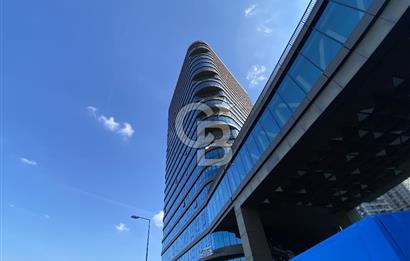 KADIKÖY YENİTEPE NUHOĞLU'NDA B BLOK CADDE ÜZERİ 200 M2 DÜKKAN