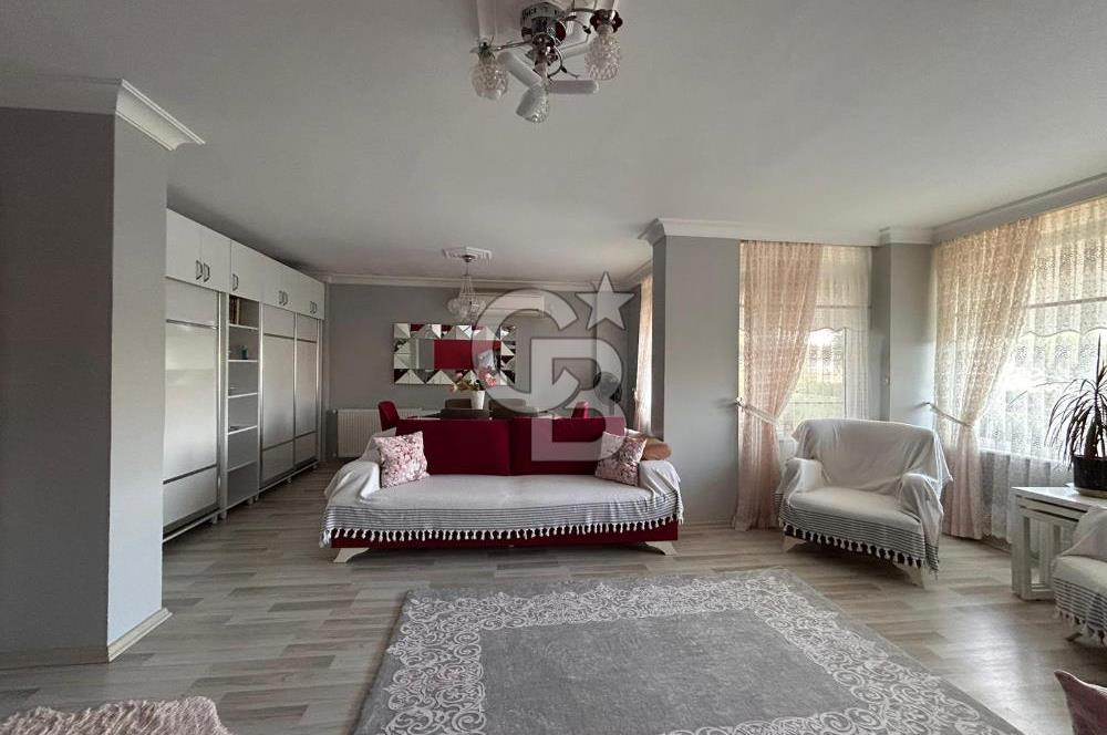 Ayvalık 150 Evler Mah. Kipa Bölgesinde Satılık 3+1 Daire