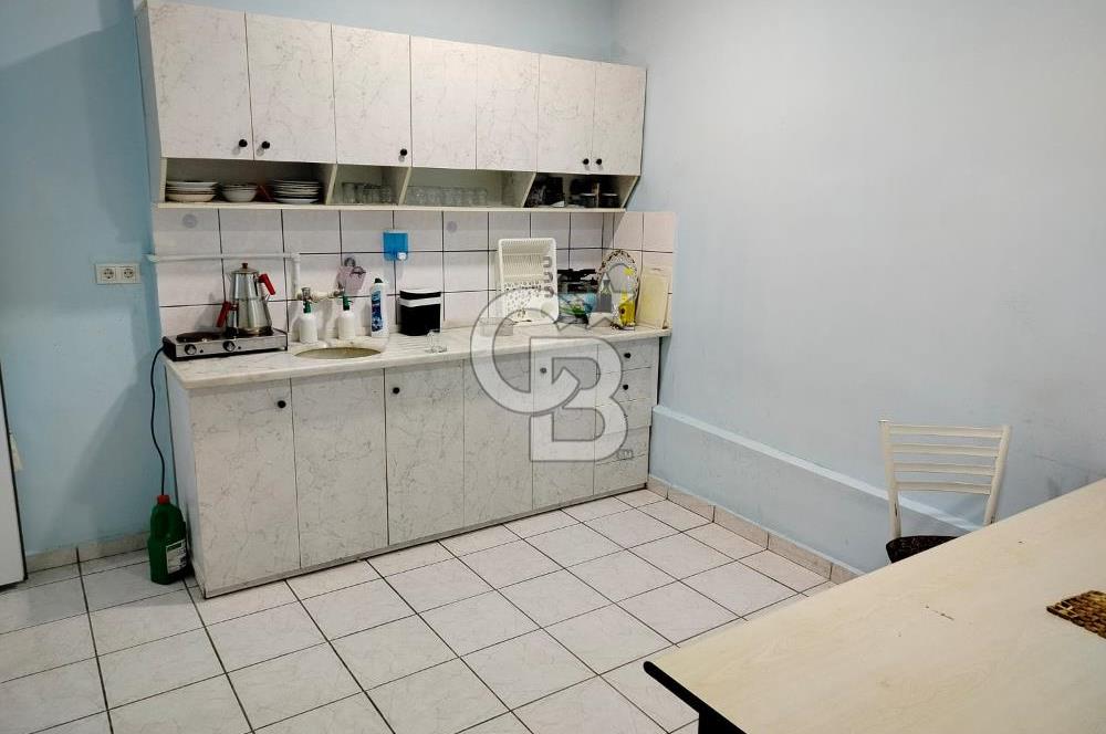 1279355079 KIRKKONALARDA CADDE ÜZERİ EŞYALI KİRALIK DÜKKAN