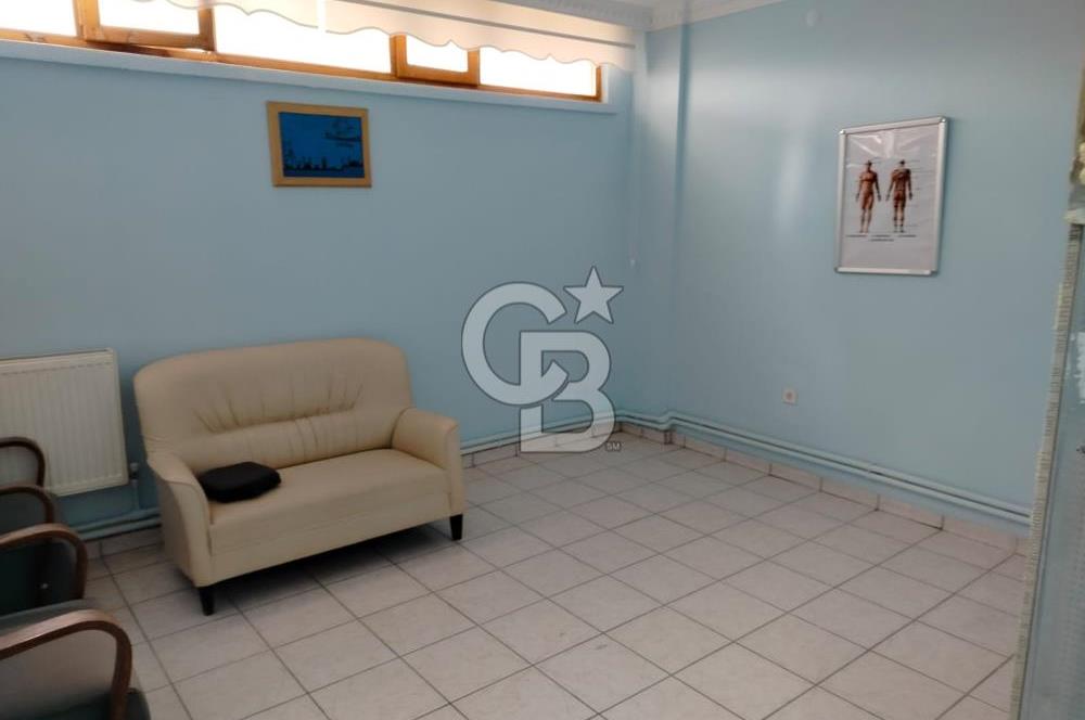 1279355079 KIRKKONALARDA CADDE ÜZERİ EŞYALI KİRALIK DÜKKAN