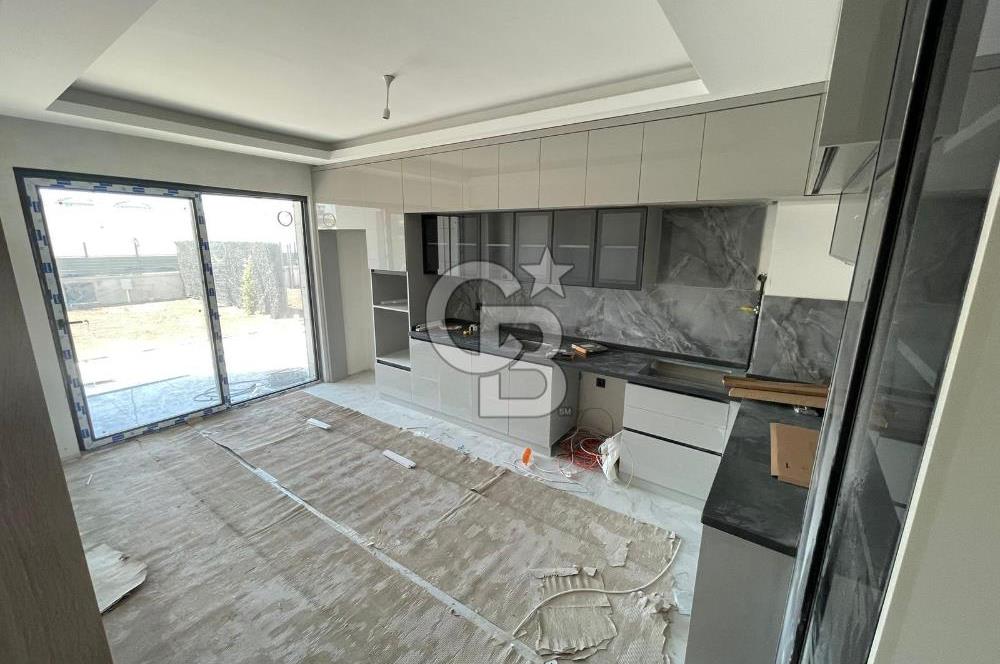 BAĞLICA GİRİŞİNDE BODRUMLU BAĞIMSIZ 5+2 SATILIK VİLLA