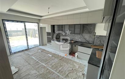 BAĞLICA GİRİŞİNDE BODRUMLU BAĞIMSIZ 5+2 SATILIK VİLLA