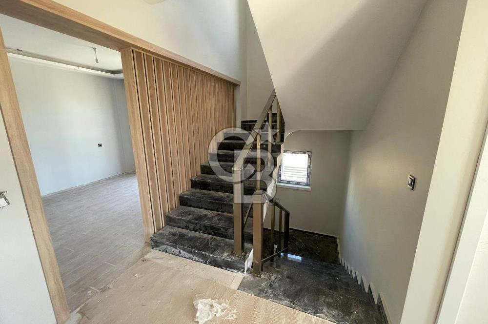 BAĞLICA GİRİŞİNDE BODRUMLU BAĞIMSIZ 5+2 SATILIK VİLLA