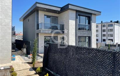 BAĞLICA GİRİŞİNDE BODRUMLU BAĞIMSIZ 5+2 SATILIK VİLLA