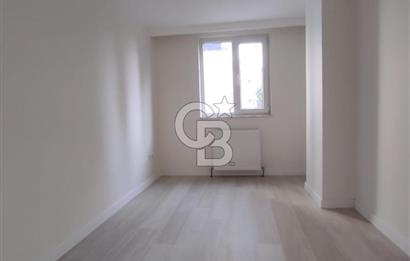 PETROL-İŞ TE MARMARAY A KOMŞU SATILIK 3+1 YENİ BİNADA