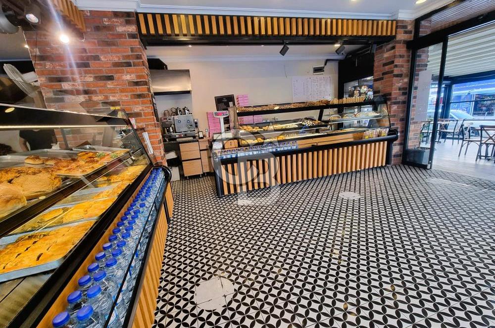 BALÇOVA MUHTEŞEM LOKASYONDA DEVİRLİK PASTANE CAFE KÖŞE CADDEDE