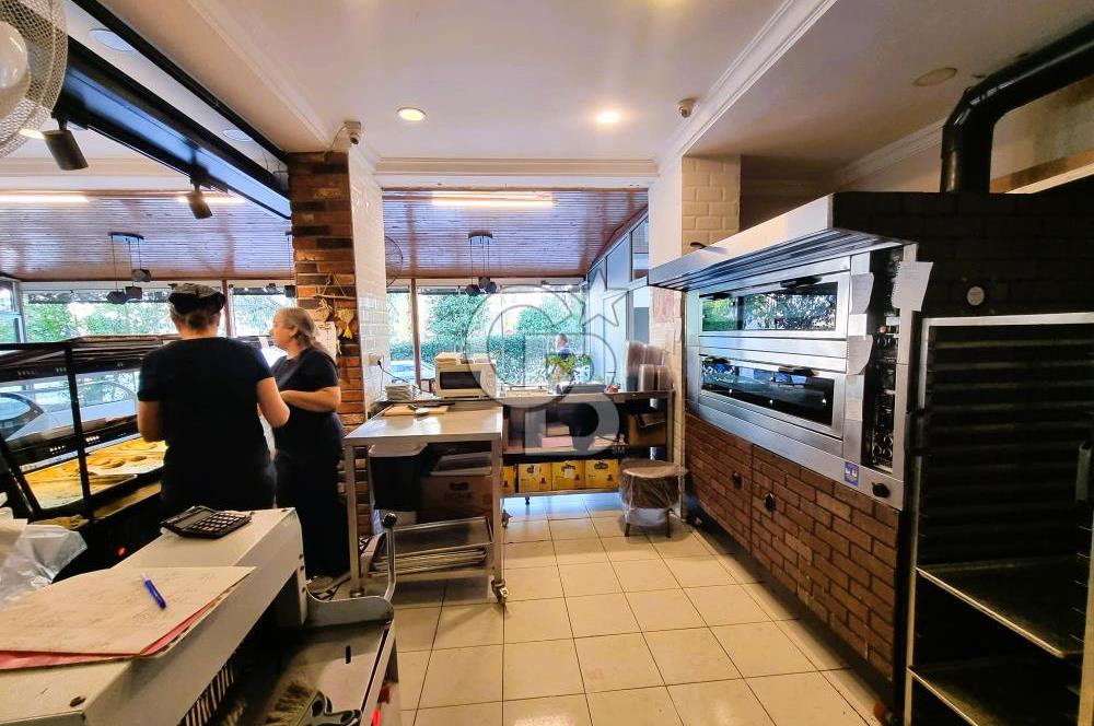 BALÇOVA MUHTEŞEM LOKASYONDA DEVİRLİK PASTANE CAFE KÖŞE CADDEDE