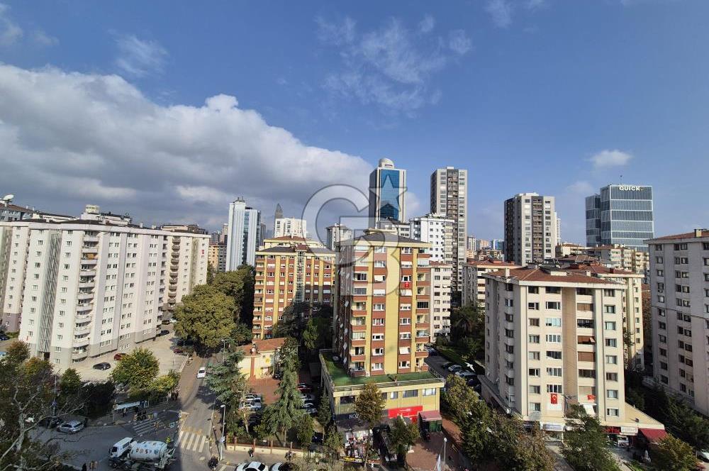 KOZYATAĞI BAYAR CADDESİNDE YENİ BİNADA 3+1 KİRALIK DAİRE