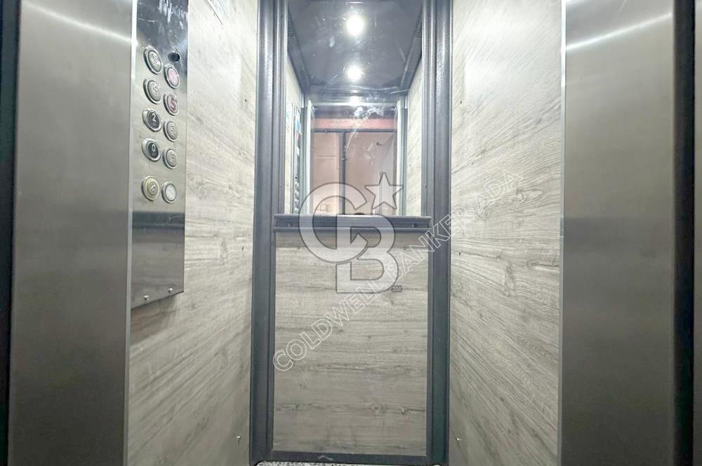 Aydın Efeler Cumhuriyet Mah de eşyalı kiralık 3+1 daire