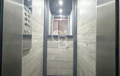 Aydın Efeler Cumhuriyet Mah de eşyalı kiralık 3+1 daire