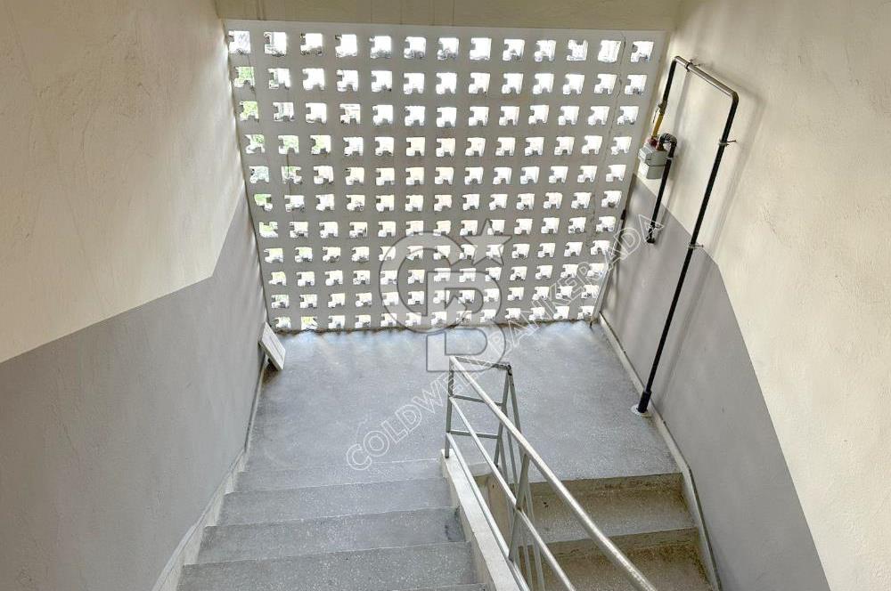 Aydın Efeler Cumhuriyet Mah de eşyalı kiralık 3+1 daire