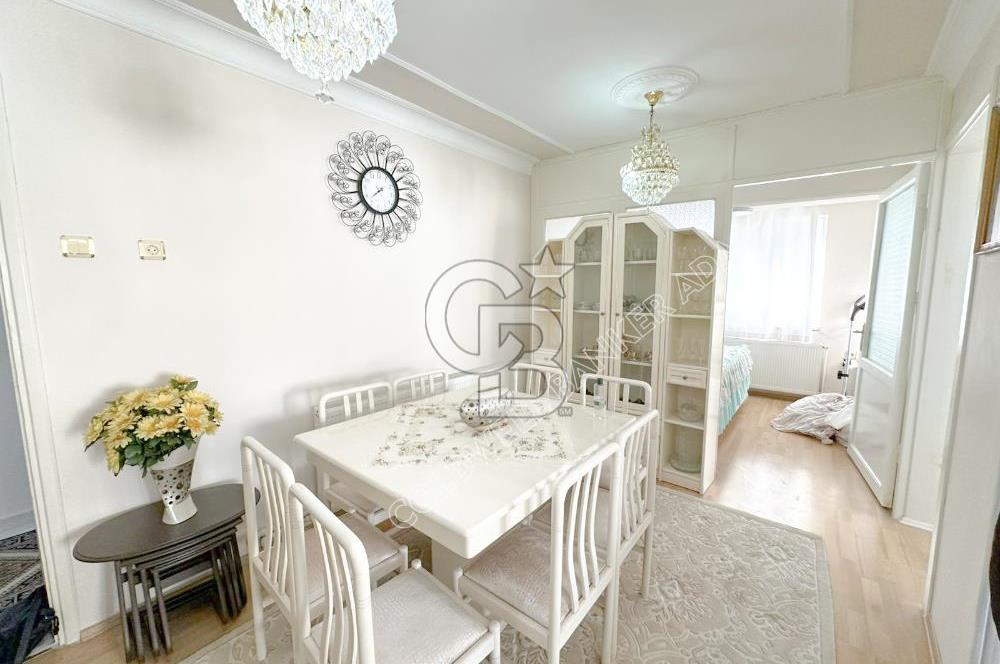 Aydın Efeler Cumhuriyet Mah de eşyalı kiralık 3+1 daire