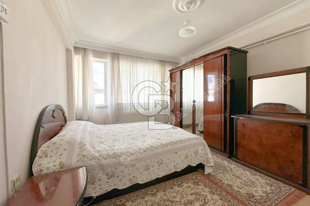 Aydın Efeler Cumhuriyet Mah de eşyalı kiralık 3+1 daire