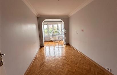 Mimar Sinan Sitesi'nde Tadilatlı,Bakımlı Geniş 3+1 Kiralık Daire