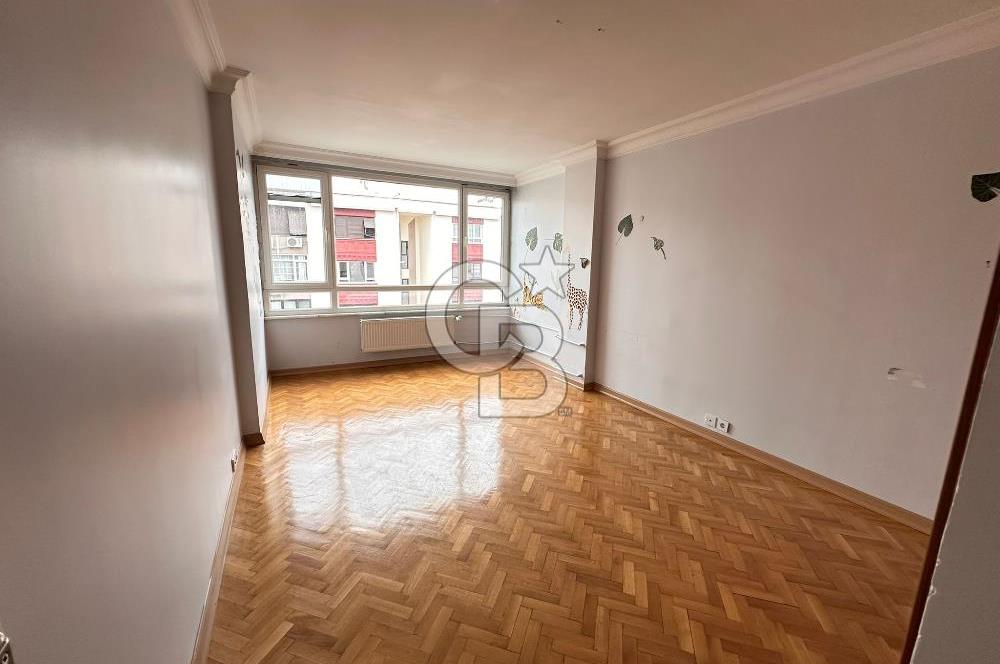 Mimar Sinan Sitesi'nde Tadilatlı,Bakımlı Geniş 3+1 Kiralık Daire