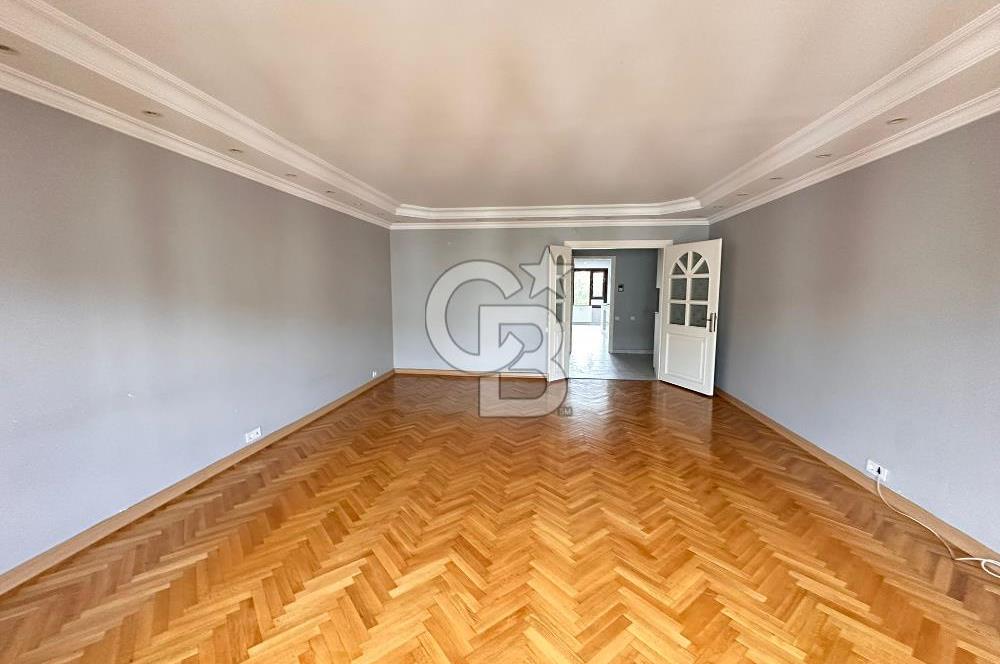 Mimar Sinan Sitesi'nde Tadilatlı,Bakımlı Geniş 3+1 Kiralık Daire
