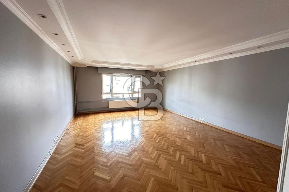 Mimar Sinan Sitesi'nde Tadilatlı,Bakımlı Geniş 3+1 Kiralık Daire