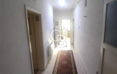 Valilik Karşında Satılık 3+1 Daire