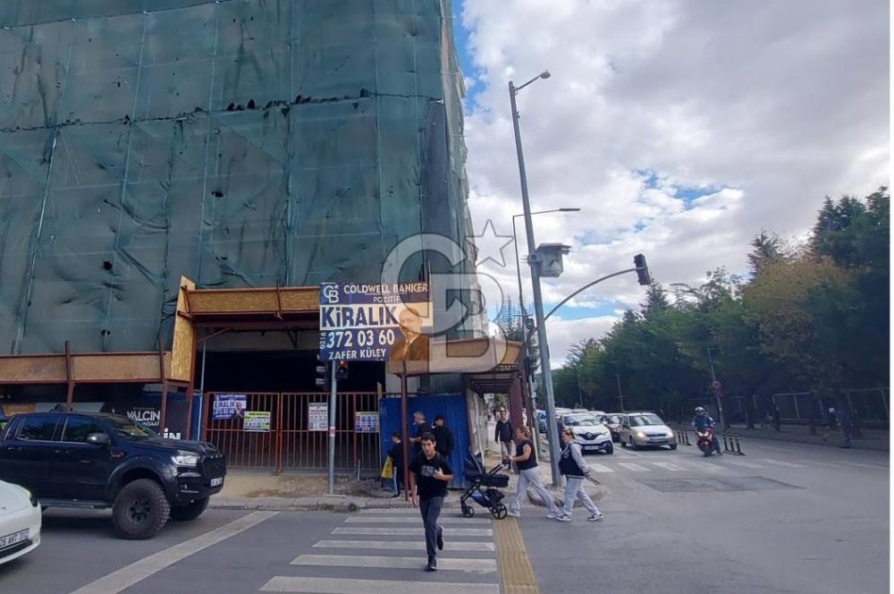 ESKİŞEHİR M.K.ATATÜRK CADDESİ ÜZERİNDE KİRALIK 200m² DÜKKAN 