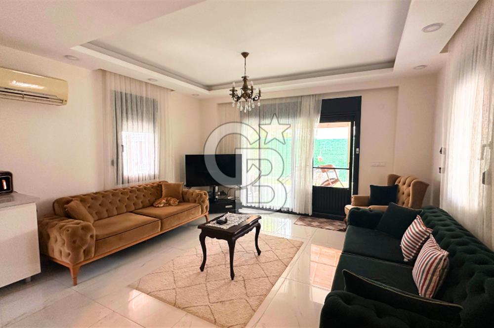 Ayvalık Altınova'da Denize 35 metre, Nezih Lokasyon da Villa