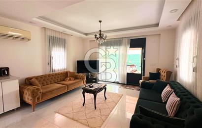 Ayvalık Altınova'da Denize 35 metre, Nezih Lokasyon da Villa