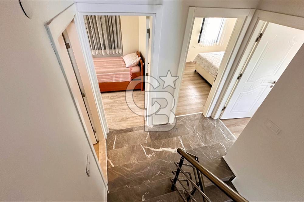 Ayvalık Altınova'da Denize 35 metre, Nezih Lokasyon da Villa