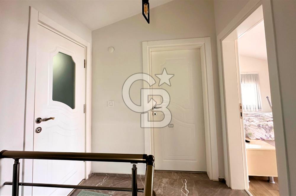 Ayvalık Altınova'da Denize 35 metre, Nezih Lokasyon da Villa