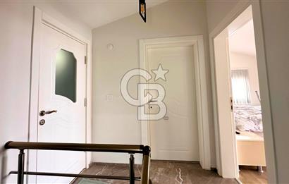 Ayvalık Altınova'da Denize 35 metre, Nezih Lokasyon da Villa