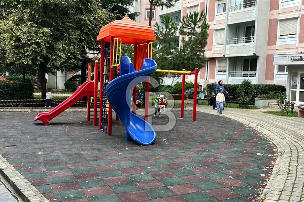 Bursa Osmangazi Yasemin Park Sitesinde Bakımlı Satılık 4+1 Daire