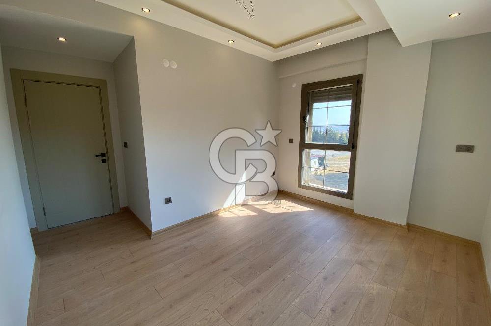 Taş Kaplama, Elektrikli Panjur, Klima, 1. Sınıf Yapı ve Malzeme Kalitesi, Açık Otoparklı  Satılık 2+1