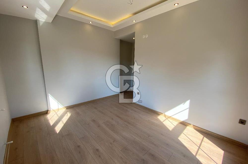 Taş Kaplama, Elektrikli Panjur, Klima, 1. Sınıf Yapı ve Malzeme Kalitesi, Açık Otoparklı  Satılık 2+1