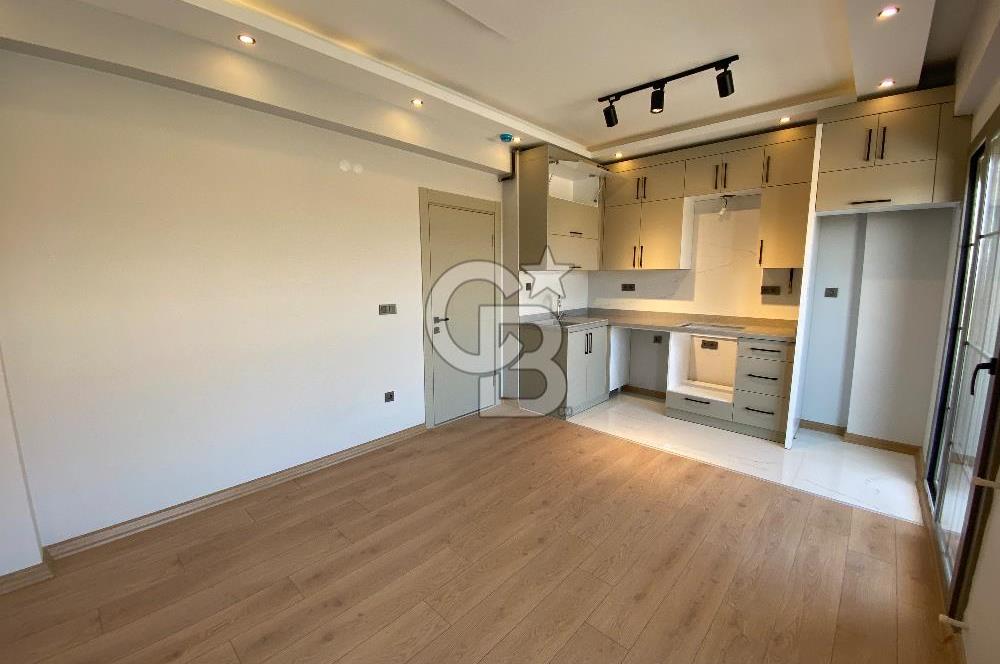 Taş Kaplama, Elektrikli Panjur, Klima, 1. Sınıf Yapı ve Malzeme Kalitesi, Açık Otoparklı  Satılık 2+1