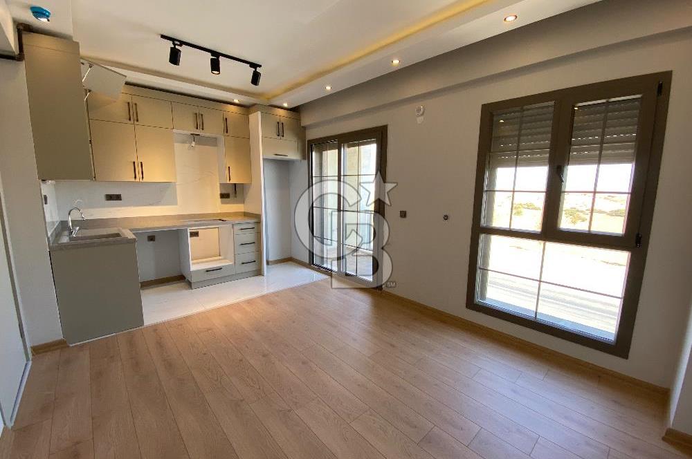 Taş Kaplama, Elektrikli Panjur, Klima, 1. Sınıf Yapı ve Malzeme Kalitesi, Açık Otoparklı  Satılık 2+1