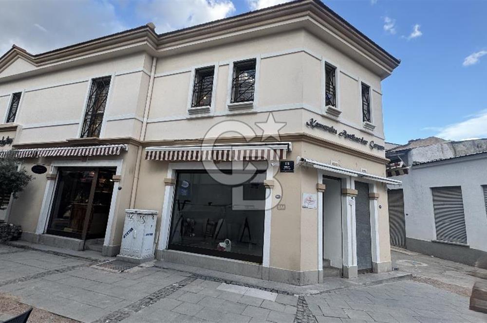 İZMİR, KEMERALTI, ANTİKACILARDA SU BAĞLANTILI 25 M2 DÜKKAN