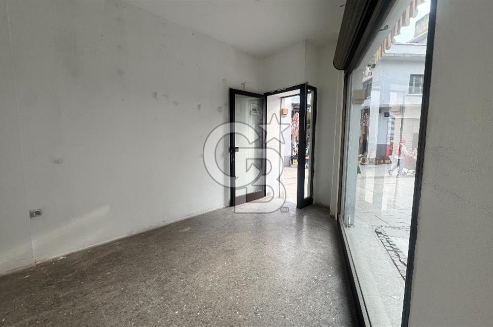 İZMİR, KEMERALTI, ANTİKACILARDA SU BAĞLANTILI 25 M2 DÜKKAN