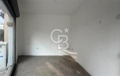 İZMİR, KEMERALTI, ANTİKACILARDA SU BAĞLANTILI 25 M2 DÜKKAN