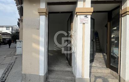 İZMİR, KEMERALTI, ANTİKACILARDA SU BAĞLANTILI 25 M2 DÜKKAN