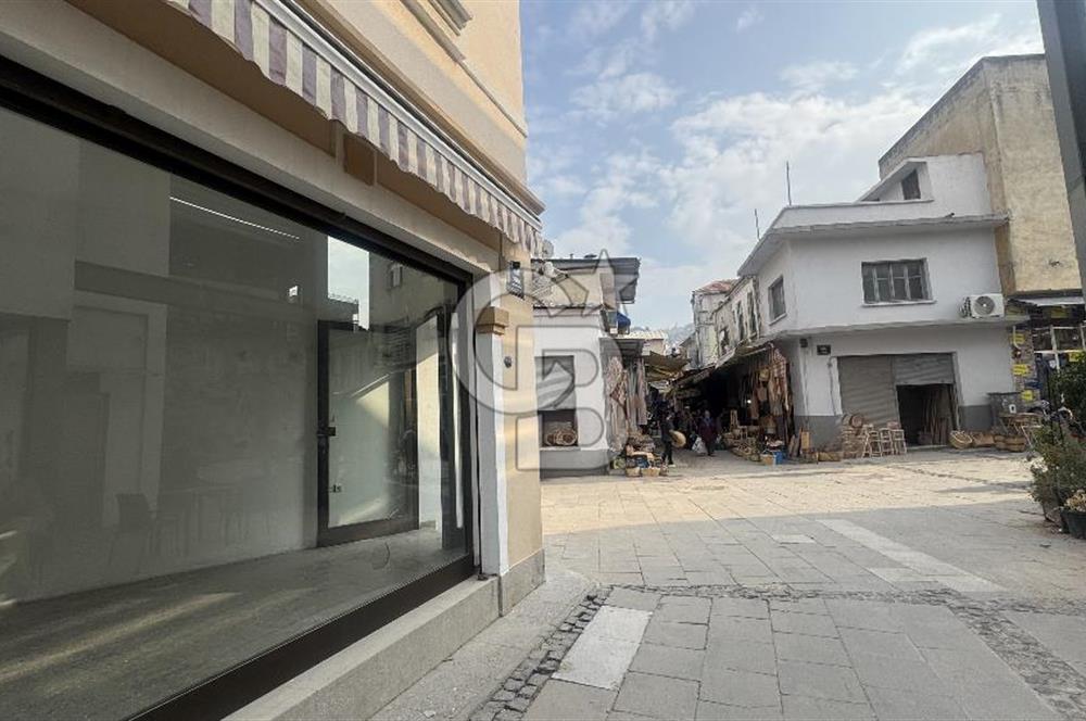 İZMİR, KEMERALTI, ANTİKACILARDA SU BAĞLANTILI 25 M2 DÜKKAN