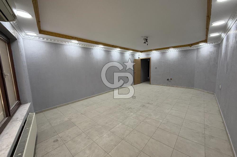 ŞAŞMAZ SANAYİ MERKEZDE BULVAR CEPHELİ SATILIK 5 KATLI KOMPLE BİNA