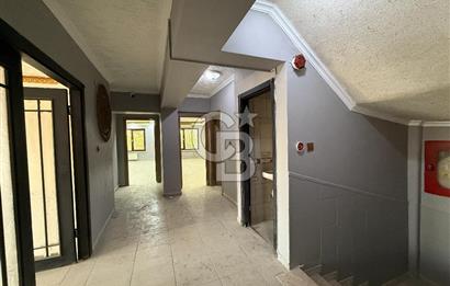 ŞAŞMAZ SANAYİ MERKEZDE BULVAR CEPHELİ SATILIK 5 KATLI KOMPLE BİNA