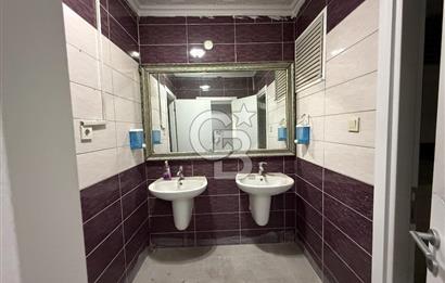 ŞAŞMAZ SANAYİ MERKEZDE BULVAR CEPHELİ SATILIK 5 KATLI KOMPLE BİNA