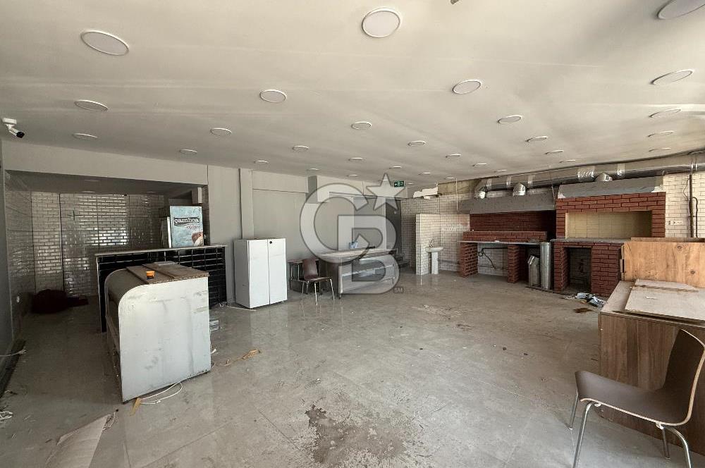 ŞAŞMAZ SANAYİ MERKEZDE BULVAR CEPHELİ SATILIK 5 KATLI KOMPLE BİNA