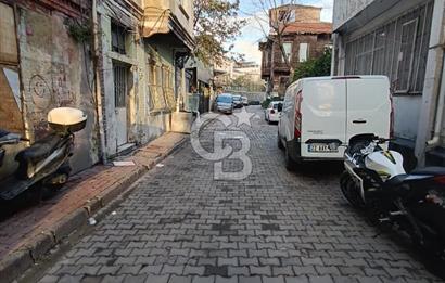 CERRAHPAŞADA DENİZE 1 KM SÜPER YATIRIM FIRSATI BİNA
